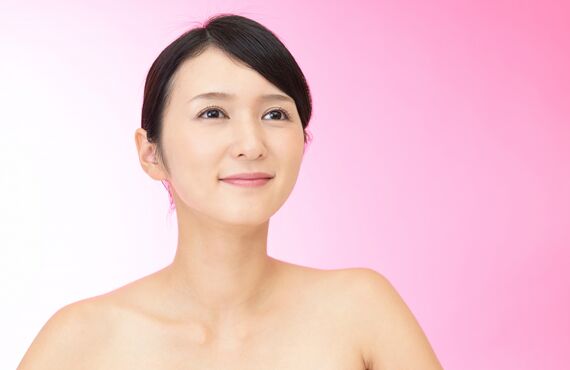 北九州で小顔を目指す方はエステサロン「ロゼア」の施術をぜひお試しください。